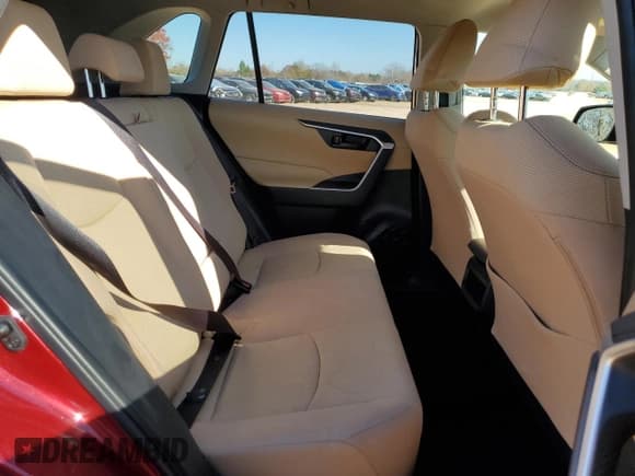 ✅ 2019 Toyota RAV4 LE • VIN: JTMH1RFV2KD508568 • Lot: 91985875. Listed on Copart with 76,349 mi. Free auction sales archive from the USA and detailed vehicle history report at DreamBid. Image 11.