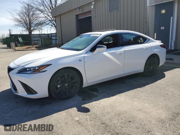 ✅ 2023 Lexus ES 300h F Sport • VIN: 58ABA1C14PU028021 • Лот: 47994585. Опубликован ранее на Copart с пробегом 41 521 миль. Бесплатный доступ к архиву аукционных продаж из США и подробный отчёт об истории автомобиля на DreamBid. Изображение 1.