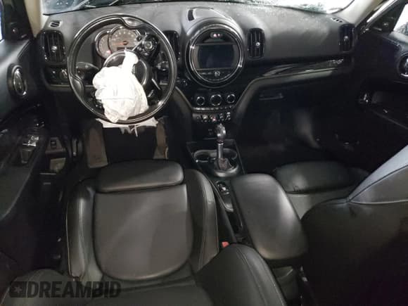 ✅ 2019 MINI Countryman Cooper S • VIN: WMZYT5C5XK3G91606 • Lot: 53703014. Wystawiony na Copart z przebiegiem 76 778 mil. Bezpłatny archiwum sprzedaży aukcyjnych z USA i szczegółowy raport historii pojazdu na DreamBid. Zdjęcie 8.