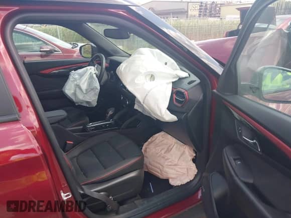 2025 Chevrolet TrailBlazer RS с VIN KL79MUSL8SB015909, выставлен на аукционе IAAI как лот 42469301 с пробегом 9 483 миль миль и . История ставок и продаж доступна на DreamBid. Изображение 5.