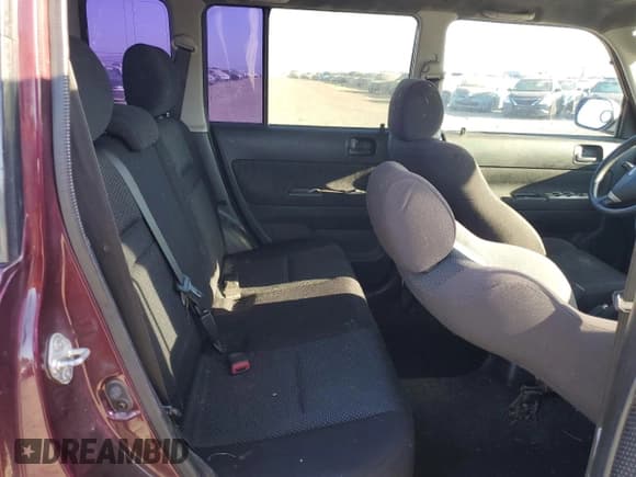 ✅ 2004 Scion xB • VIN: JTLKT334440135511 • Лот: 80366905. Опубликован ранее на Copart с пробегом 175 599 миль. Бесплатный доступ к архиву аукционных продаж из США и подробный отчёт об истории автомобиля на DreamBid. Изображение 11.