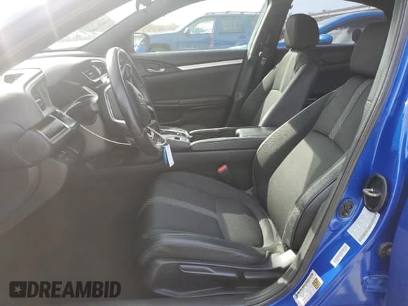 ✅ 2020 Honda Civic Sport • VIN: 2HGFC2F84LH520214 • Lot: 90918625. Wystawiony na Copart z przebiegiem 90 559 mil. Bezpłatny archiwum sprzedaży aukcyjnych z USA i szczegółowy raport historii pojazdu na DreamBid. Zdjęcie 7.