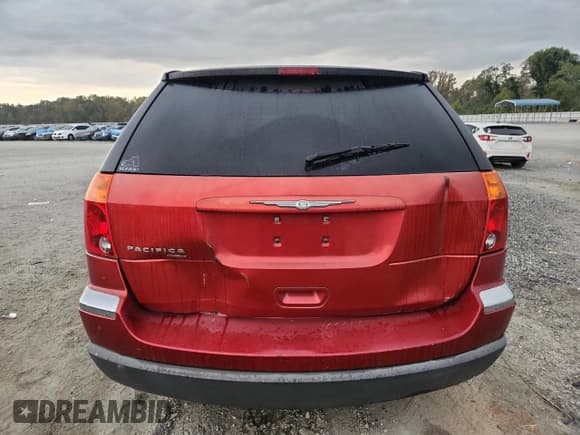 ✅ 2005 Chrysler Pacifica Touring • VIN: 2C8GM68475R672243 • Lot: 85533315. Listed on Copart with 260,943 mi. Free auction sales archive from the USA and detailed vehicle history report at DreamBid. Image 6.