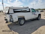 ✅ 2012 Chevrolet Silverado 2500HD Work Truck • VIN: 1GC0CVCG0CF155579 • Lot: 84568965. Wystawiony na Copart z przebiegiem 129 746 mil. Bezpłatny archiwum sprzedaży aukcyjnych z USA i szczegółowy raport historii pojazdu na DreamBid. Zdjęcie 3.