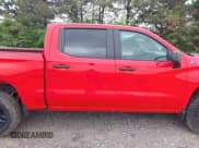 ✅ 2023 Chevrolet Silverado 1500 Custom Trail Boss • VIN: 3GCPDCEK3PG202089 • Lot: 42170434. Wystawiony na IAAI z przebiegiem 55 542 mil. Bezpłatny archiwum sprzedaży aukcyjnych z USA i szczegółowy raport historii pojazdu na DreamBid. Zdjęcie 13.