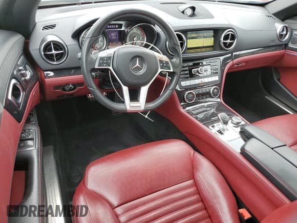 ✅ 2013 Mercedes-Benz SL 550 • VIN: WDDJK7DAXDF007556 • Lot: 51137595. Listed on Copart with 23,743 mi. Free auction sales archive from the USA and detailed vehicle history report at DreamBid. Image 8.