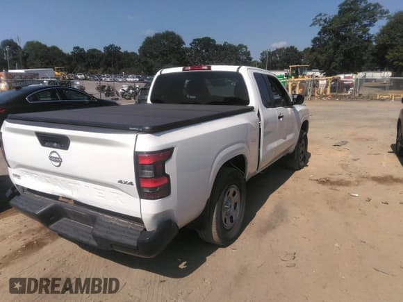 ✅ 2022 Nissan Frontier S • VIN: 1N6ED1CM8NN631892 • Lot: 43124171. Listed on IAAI with 44,530 mi. Free auction sales archive from the USA and detailed vehicle history report at DreamBid. Image 4.