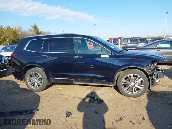 ✅ 2021 Cadillac XT6 Premium Luxury • VIN: 1GYKPFRS9MZ141298 • Lot: 41304705. Listed on IAAI with 87,470 mi. Free auction sales archive from the USA and detailed vehicle history report at DreamBid. Image 13.
