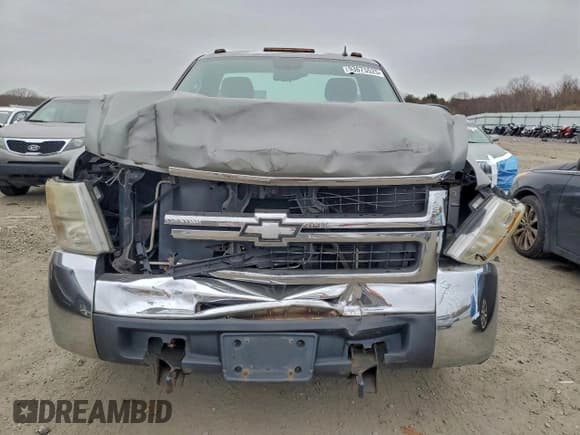 ✅ 2009 Chevrolet Silverado 2500HD Work Truck • VIN: 1GCHK44K79E126775 • Лот: 93675525. Опубликован ранее на Copart с пробегом 114 483 миль. Бесплатный доступ к архиву аукционных продаж из США и подробный отчёт об истории автомобиля на DreamBid. Изображение 5.