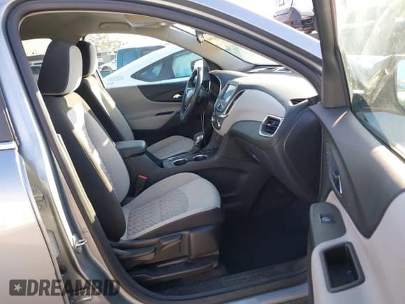 ✅ 2024 Chevrolet Equinox LT • VIN: 3GNAXUEG5RL160444 • Lot: 43682960. Wystawiony na IAAI z przebiegiem 41 762 mil. Bezpłatny archiwum sprzedaży aukcyjnych z USA i szczegółowy raport historii pojazdu na DreamBid. Zdjęcie 5.