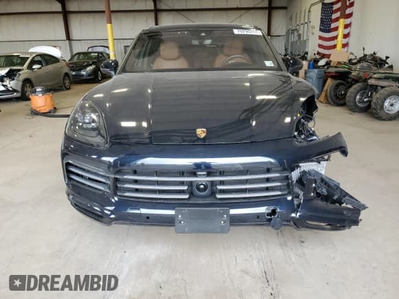 ✅ 2023 Porsche Cayenne E-Hybrid • VIN: WP1AE2AY9PDA12333 • Лот: 70290253. Опубликован ранее на Copart с пробегом 6 830 миль. Бесплатный доступ к архиву аукционных продаж из США и подробный отчёт об истории автомобиля на DreamBid. Изображение 5.