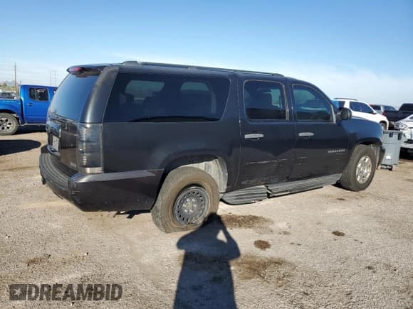 ✅ 2010 Chevrolet Suburban LS • VIN: 1GNUCHE07AR220594 • Lot: 91114965. Wystawiony na Copart z przebiegiem 257 543 mil. Bezpłatny archiwum sprzedaży aukcyjnych z USA i szczegółowy raport historii pojazdu na DreamBid. Zdjęcie 3.