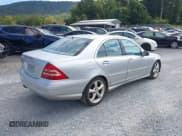 ✅ 2006 Mercedes-Benz C 230 Sport • VIN: WDBRF52H26F751918 • Lot: 43149750. Listed on IAAI with 227,024 mi. Free auction sales archive from the USA and detailed vehicle history report at DreamBid. Image 4.