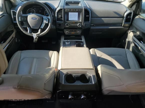 ✅ 2020 Ford Expedition Limited • VIN: 1FMJU1KT7LEA14681 • Lot: 80306975. Wystawiony na Copart z przebiegiem 48 804 mil. Bezpłatny archiwum sprzedaży aukcyjnych z USA i szczegółowy raport historii pojazdu na DreamBid. Zdjęcie 8.