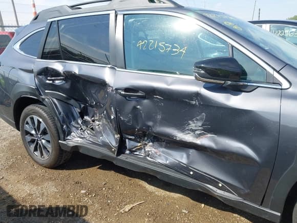 ✅ 2024 Subaru Outback Limited • VIN: 4S4BTANCXR3191118 • Lot: 42215734. Listed on IAAI with 12,634 mi. Free auction sales archive from the USA and detailed vehicle history report at DreamBid. Image 13.