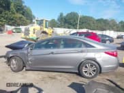 ✅ 2011 Hyundai Sonata GLS • VIN: 5NPEB4AC4BH078268 • Lot: 43350040. Wystawiony na IAAI z przebiegiem 212 708 mil. Bezpłatny archiwum sprzedaży aukcyjnych z USA i szczegółowy raport historii pojazdu na DreamBid. Zdjęcie 15.