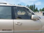 ✅ 2001 Lexus LX 470 • VIN: JTJHT00W413507883 • Lot: 42462661. Wystawiony na IAAI z przebiegiem 235 943 mil. Bezpłatny archiwum sprzedaży aukcyjnych z USA i szczegółowy raport historii pojazdu na DreamBid. Zdjęcie 13.