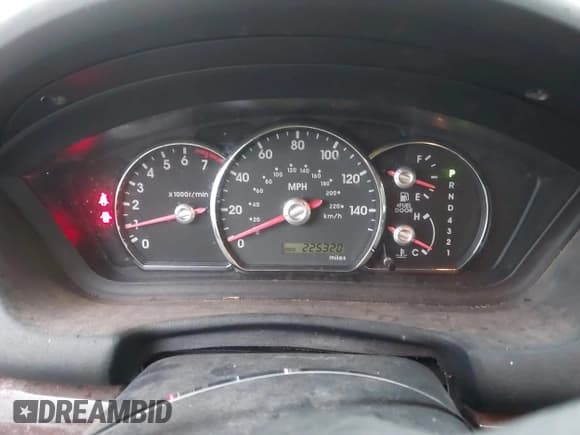 ✅ 2012 Mitsubishi Galant ES • VIN: 4A32B3FF3CE025804 • Lot: 43054129. Listed on IAAI with 225,320 mi. Free auction sales archive from the USA and detailed vehicle history report at DreamBid. Image 7.