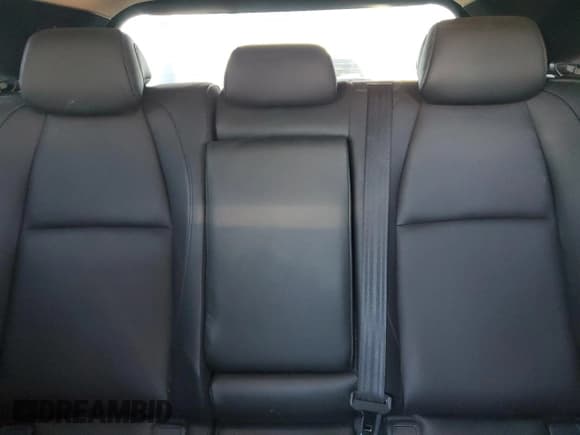 ✅ 2020 Mazda CX-30 Premium • VIN: 3MVDMAEMXLM122033 • Lot: 81964355. Wystawiony na Copart z przebiegiem 54 508 mil. Bezpłatny archiwum sprzedaży aukcyjnych z USA i szczegółowy raport historii pojazdu na DreamBid. Zdjęcie 10.