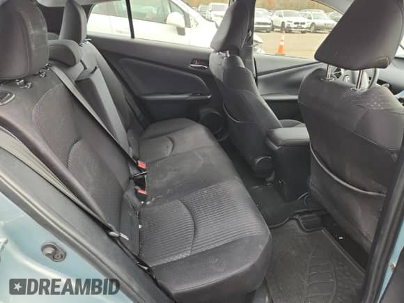 2018 Toyota Prius Two z VIN JTDKBRFU7J3058785, wystawiony jako Copart lot #90085795 z przebiegiem 83 292 mil mil oraz Szkoda całkowita • Salvage title. Historia ofert i sprzedaży dostępna na DreamBid. Obrazek 10.