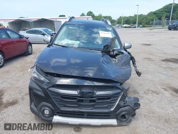 ✅ 2025 Subaru Outback Touring XT • VIN: 4S4BTGPD0S3127930 • Lot: 42362249. Wystawiony na IAAI z przebiegiem 25 036 mil. Bezpłatny archiwum sprzedaży aukcyjnych z USA i szczegółowy raport historii pojazdu na DreamBid. Zdjęcie 13.