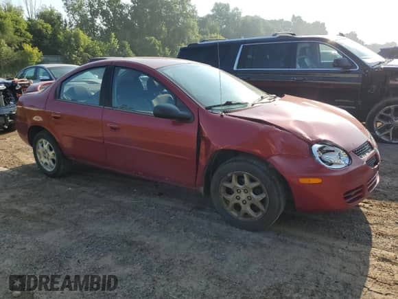 2005 Dodge Neon SXT z VIN 1B3ES56C45D236652, wystawiony jako Copart lot #64765865 z przebiegiem 74 373 mil mil oraz Czysty tytuł • Clean title. Historia ofert i sprzedaży dostępna na DreamBid. Obrazek 4.