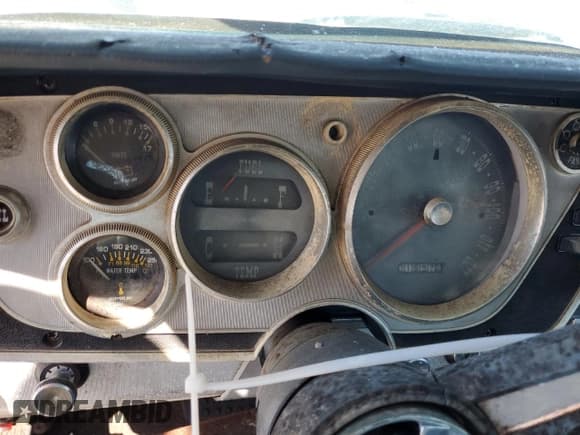 ✅ 1963 Plymouth Fury • VIN: 3331159264 • Lot: 61903365. Listed on Copart with 1,937 mi. Free auction sales archive from the USA and detailed vehicle history report at DreamBid. Image 9.