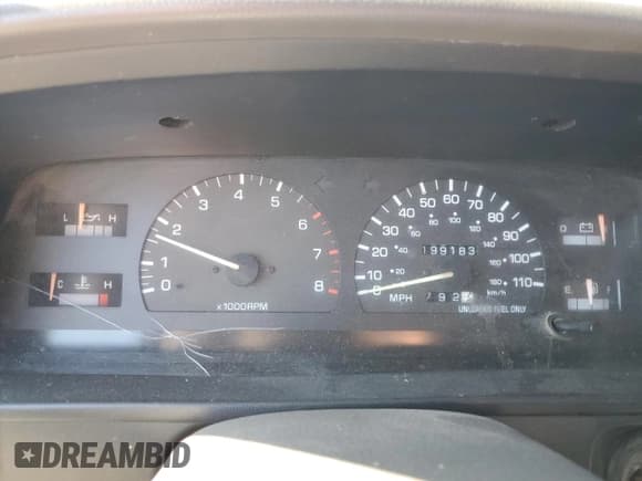 ✅ 1992 Toyota Pickup • VIN: JT4RN02P0N7002896 • Лот: 84232485. Опубликован ранее на Copart с пробегом 199 183 миль. Бесплатный доступ к архиву аукционных продаж из США и подробный отчёт об истории автомобиля на DreamBid. Изображение 9.