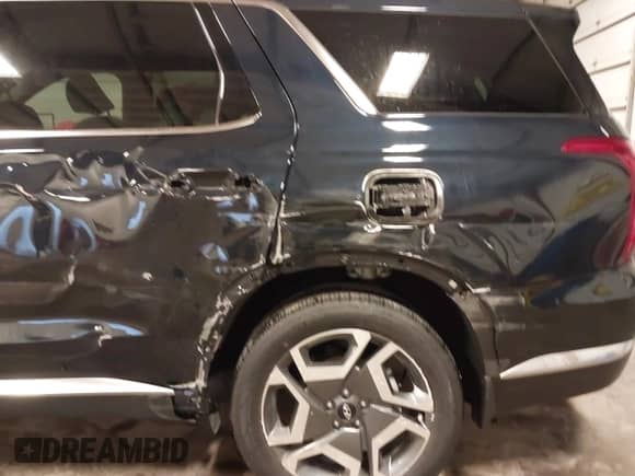 ✅ 2025 Hyundai Palisade Limited • VIN: KM8R54GE3SU830660 • Лот: 41888890. Размещён на IAAI с пробегом 7 513 миль миль. Получите бесплатный доступ к архиву аукционных продаж из США и посмотрите подробный отчёт об истории автомобиля на DreamBid. Изображение 19.