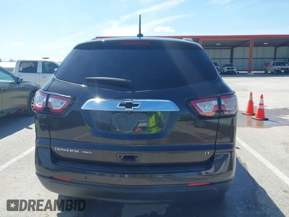 ✅ 2017 Chevrolet Traverse LT • VIN: 1GNKVHKD0HJ203430 • Lot: 42093626. Wystawiony na IAAI z przebiegiem 111 012 mil. Bezpłatny archiwum sprzedaży aukcyjnych z USA i szczegółowy raport historii pojazdu na DreamBid. Zdjęcie 16.