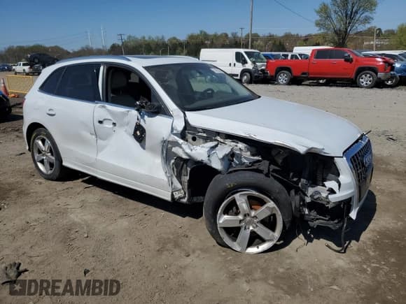 ✅ 2012 Audi Q5 Prestige • VIN: WA1WKAFP9CA071883 • Lot: 51963055. Wystawiony na Copart z przebiegiem 146 573 mil. Bezpłatny archiwum sprzedaży aukcyjnych z USA i szczegółowy raport historii pojazdu na DreamBid. Zdjęcie 4.
