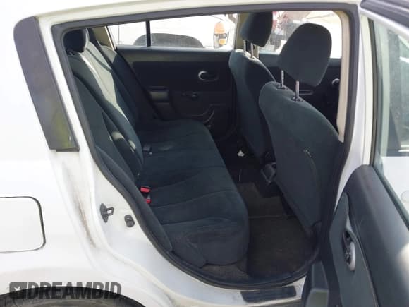 ✅ 2011 Nissan Versa S • VIN: 3N1BC1CP5BL468135 • Lot: 43716217. Wystawiony na IAAI z przebiegiem 173 793 mil. Bezpłatny archiwum sprzedaży aukcyjnych z USA i szczegółowy raport historii pojazdu na DreamBid. Zdjęcie 8.