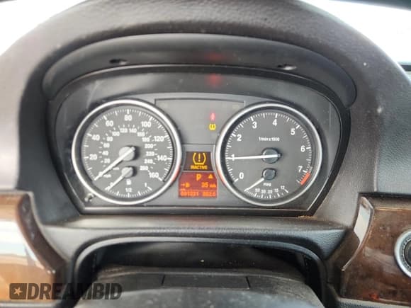 ✅ 2011 BMW 3 Series 328i • VIN: WBAPH7C50BE678113 • Lot: 90509705. Listed on Copart with 91,331 mi. Free auction sales archive from the USA and detailed vehicle history report at DreamBid. Image 9.