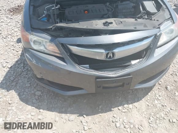 ✅ 2014 Acura ILX Technology • VIN: 19VDE1F76EE012335 • Lot: 42594227. Listed on IAAI with 131,762 mi. Free auction sales archive from the USA and detailed vehicle history report at DreamBid. Image 6.