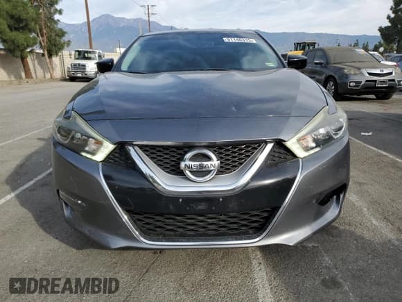 ✅ 2017 Nissan Maxima SR • VIN: 1N4AA6AP5HC386690 • Lot: 91146315. Listed on Copart with 126,308 mi. Free auction sales archive from the USA and detailed vehicle history report at DreamBid. Image 5.