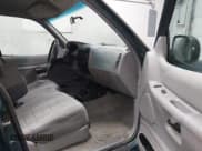 ✅ 1997 Ford Explorer XLT • VIN: 1FMDU35P3VUC49711 • Lot: 41414941. Wystawiony na IAAI z przebiegiem 249 309 mil. Bezpłatny archiwum sprzedaży aukcyjnych z USA i szczegółowy raport historii pojazdu na DreamBid. Zdjęcie 5.