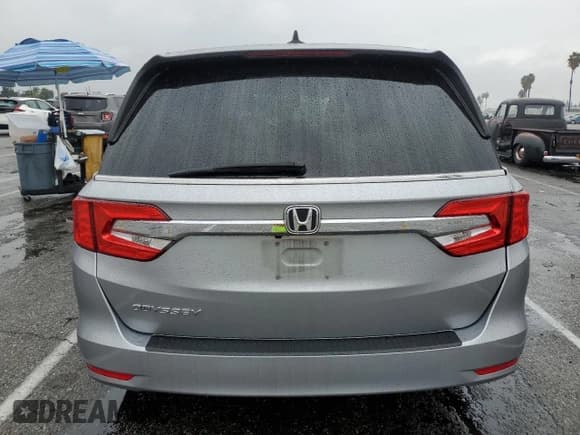 ✅ 2020 Honda Odyssey EX-L • VIN: 5FNRL6H79LB053658 • Lot: 92951785. Wystawiony na Copart z przebiegiem 84 090 mil. Bezpłatny archiwum sprzedaży aukcyjnych z USA i szczegółowy raport historii pojazdu na DreamBid. Zdjęcie 6.