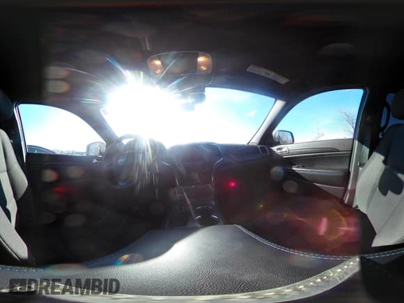 ✅ 2019 Jeep Grand Cherokee Upland • VIN: 1C4RJFAG7KC547559 • Lot: 41146050. Listed on IAAI with 53,484 mi. Free auction sales archive from the USA and detailed vehicle history report at DreamBid. Image 18.