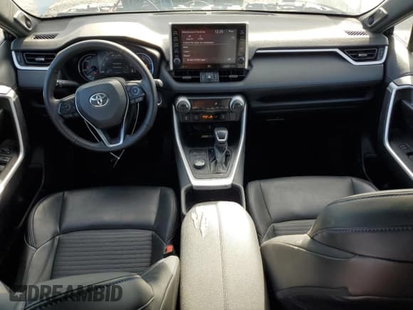 ✅ 2022 Toyota RAV4 Hybrid XSE • VIN: 4T3E6RFV6NU072139 • Лот: 90949815. Опубликован ранее на Copart с пробегом 183 183 миль. Бесплатный доступ к архиву аукционных продаж из США и подробный отчёт об истории автомобиля на DreamBid. Изображение 8.