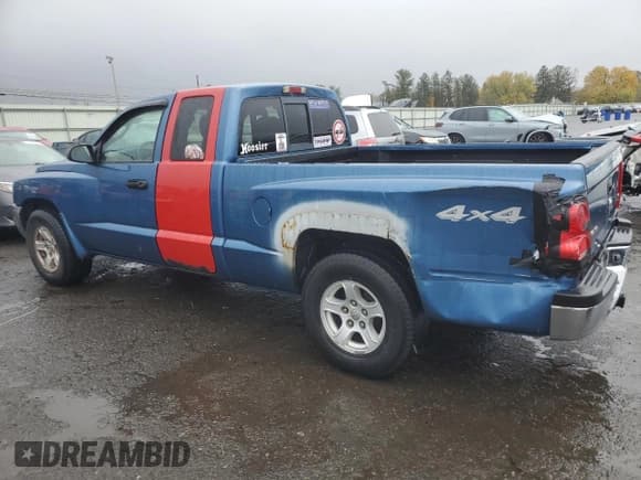 ✅ 2005 Dodge Dakota SLT • VIN: 1D7HW42N85S199530 • Lot: 90909665. Listed on Copart with 131,830 mi. Free auction sales archive from the USA and detailed vehicle history report at DreamBid. Image 2.