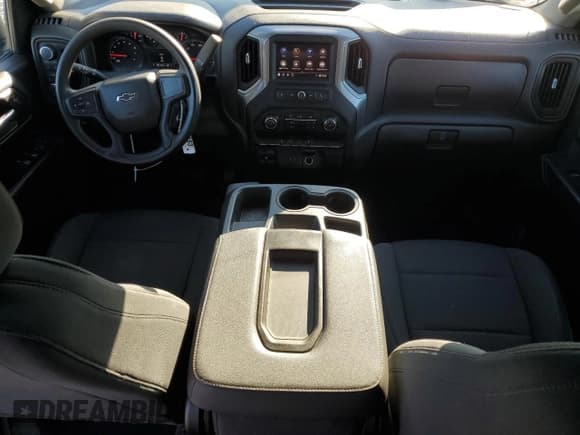 ✅ 2020 Chevrolet Silverado 1500 Custom Trail Boss • VIN: 3GCPYCEF8LG448380 • Lot: 86072905. Wystawiony na Copart z przebiegiem 104 791 mil. Bezpłatny archiwum sprzedaży aukcyjnych z USA i szczegółowy raport historii pojazdu na DreamBid. Zdjęcie 8.