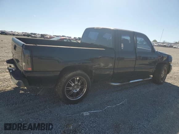 ✅ 2005 GMC Sierra 1500 Work Truck • VIN: 1GTEC19X35Z243940 • Лот: 86164165. Опубликован ранее на Copart с пробегом 43 962 миль. Бесплатный доступ к архиву аукционных продаж из США и подробный отчёт об истории автомобиля на DreamBid. Изображение 3.