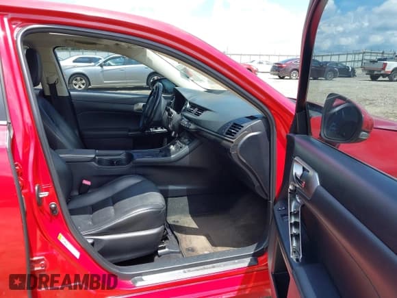 ✅ 2014 Lexus CT 200h • VIN: JTHKD5BH1E2191564 • Lot: 42710394. Wystawiony na IAAI z przebiegiem 170 681 mil. Bezpłatny archiwum sprzedaży aukcyjnych z USA i szczegółowy raport historii pojazdu na DreamBid. Zdjęcie 5.