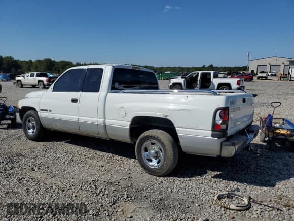 ✅ 2001 Dodge 1500 • VIN: 3B7HC13Y31G790215 • Lot: 84557515. Listed on Copart with 248,937 mi. Free auction sales archive from the USA and detailed vehicle history report at DreamBid. Image 2.