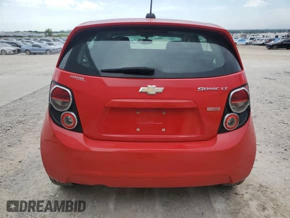 2015 Chevrolet Sonic LT с VIN 1G1JC6SB2F4105386, выставлен на аукционе Copart как лот 67840335 с пробегом 56 996 миль миль и Списание • Salvage title. История ставок и продаж доступна на DreamBid. Изображение 6.