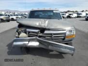 ✅ 1993 Ford F-350 • VIN: 2FTJW35G1PCA64397 • Lot: 48325975. Wystawiony na Copart z przebiegiem 181 980 mil. Bezpłatny archiwum sprzedaży aukcyjnych z USA i szczegółowy raport historii pojazdu na DreamBid. Zdjęcie 5.