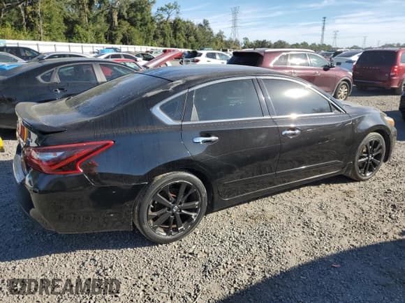 ✅ 2017 Nissan Altima SV • VIN: 1N4AL3AP9HC247493 • Lot: 89713985. Wystawiony na Copart z przebiegiem 162 064 mil. Bezpłatny archiwum sprzedaży aukcyjnych z USA i szczegółowy raport historii pojazdu na DreamBid. Zdjęcie 3.