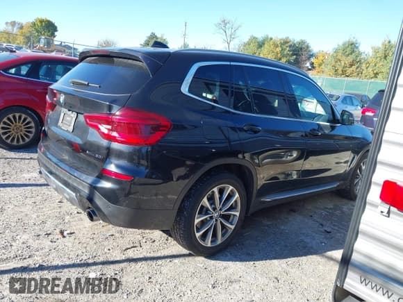 ✅ 2019 BMW X3 xDrive30i • VIN: 5UXTR9C56KLP81668 • Lot: 43615147. Listed on IAAI with 77,133 mi. Free auction sales archive from the USA and detailed vehicle history report at DreamBid. Image 4.