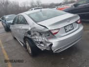 ✅ 2013 Hyundai Sonata GL • VIN: 5NPEB4AC9DH752255 • Lot: 41121737. Listed on IAAI with 151,005 mi. Free auction sales archive from the USA and detailed vehicle history report at DreamBid. Image 3.