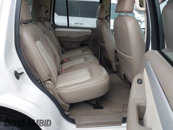 ✅ 2002 Mercury Mountaineer • VIN: 4M2ZU86W12ZJ35003 • Лот: 41193635. Опубликован ранее на IAAI с пробегом 168 601 миль. Бесплатный доступ к архиву аукционных продаж из США и подробный отчёт об истории автомобиля на DreamBid. Изображение 8.